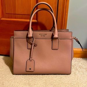 Medium Kate Spade satchel, light rose color. Very gently used.